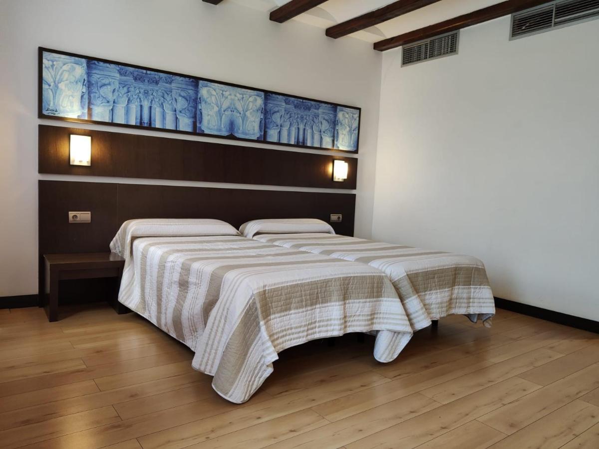 Hotel Rey Sancho Navarrete Exterior photo