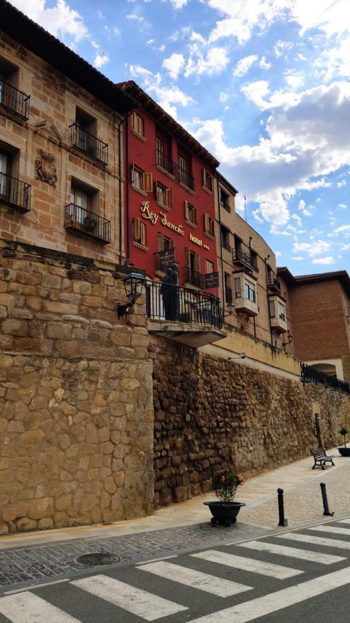 Hotel Rey Sancho Navarrete Exterior photo