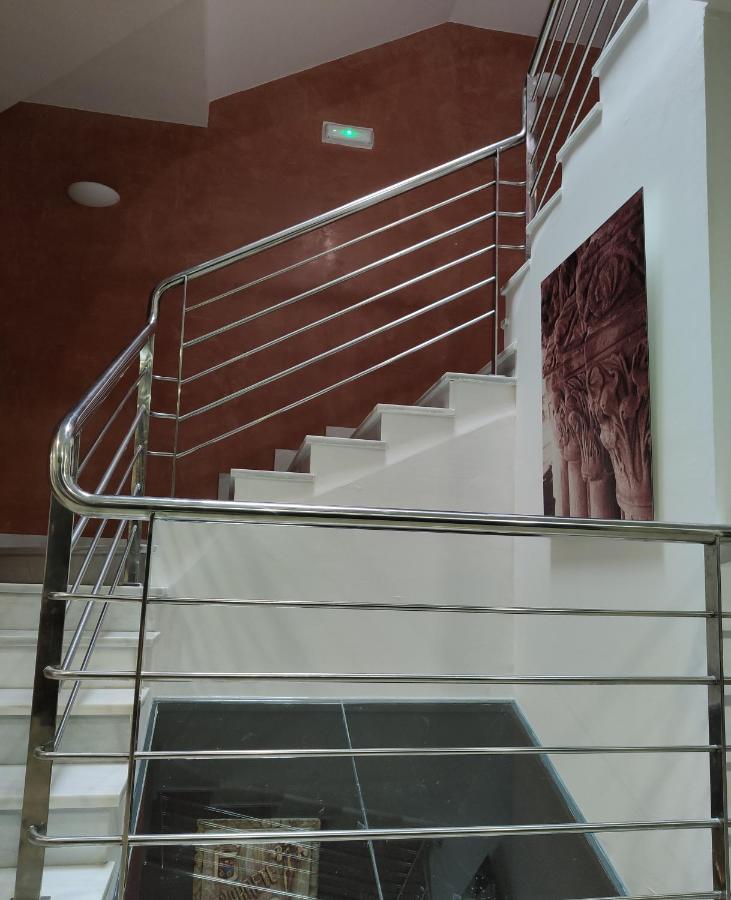 Hotel Rey Sancho Navarrete Exterior photo